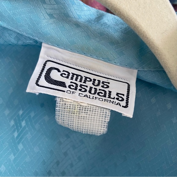 Vintage Campus Casuals mint blue satin collared button up blouse women’s - Picture 6 of 6
